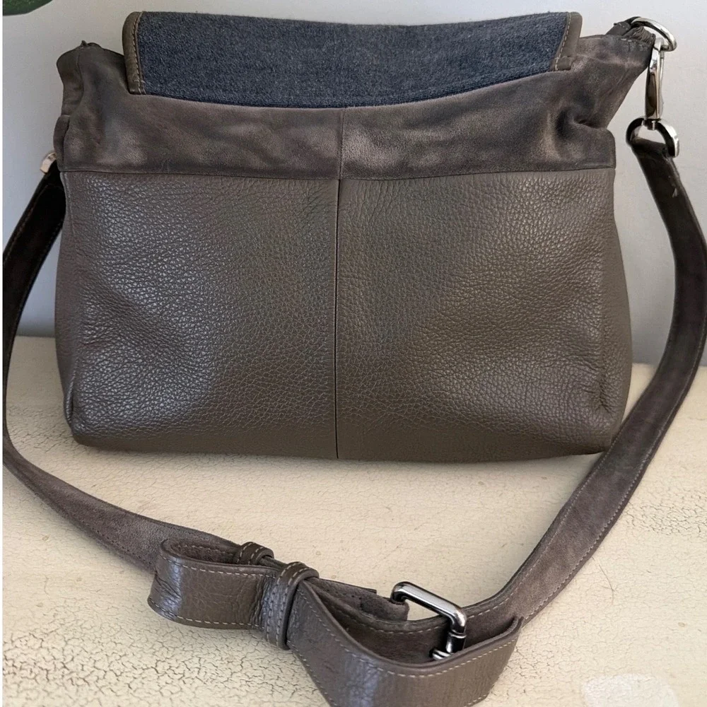 Fabiana Filippi Taupe Brown Pebbled Leather‎ Grey Wool Flap Crossbody Bag Italy